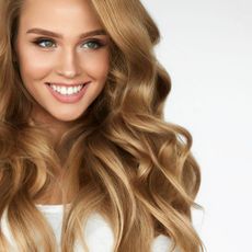 Pompadour Salon Natural Concept Peinados con volumen