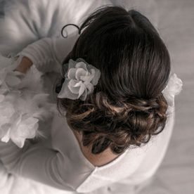 Pompadour Salon Natural Concept Peinado de novia