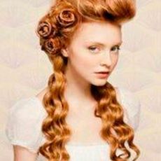 Pompadour Salon Natural Concept Peinados en pelo rizo